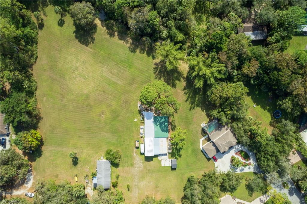 28056 East Brook Dr Property Photo 2