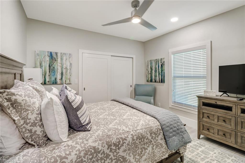 28070 Winthrop Cir Property Photo 16