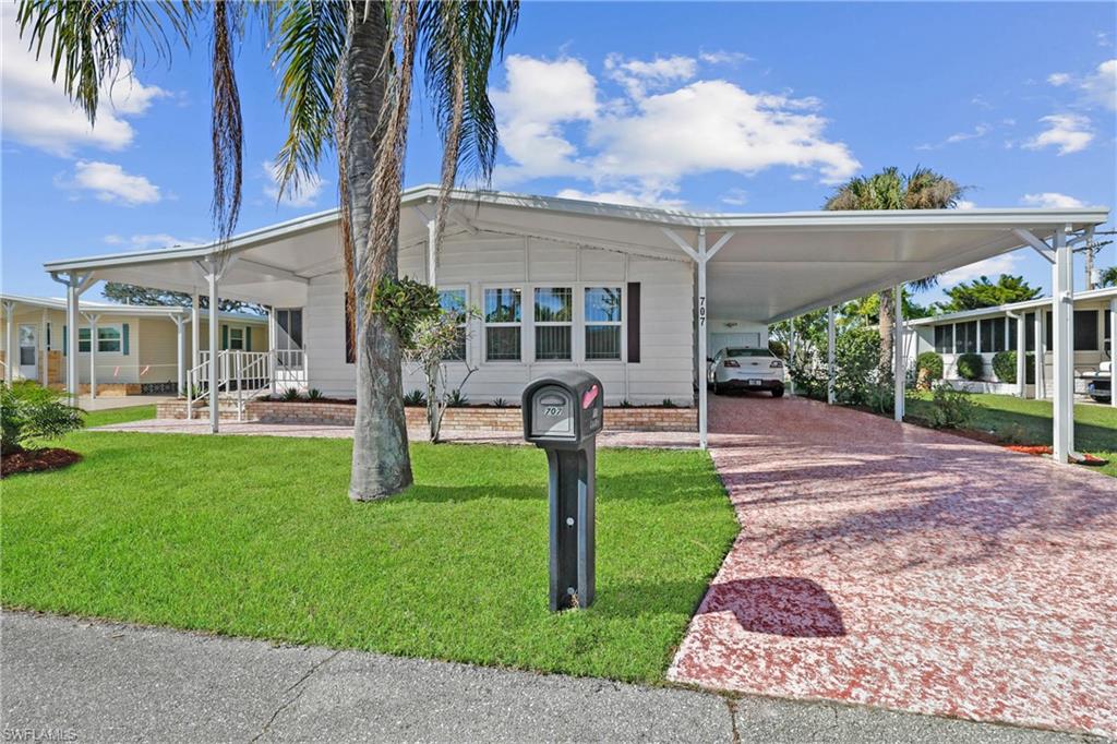 707 Palm Frond Ct Property Photo 1