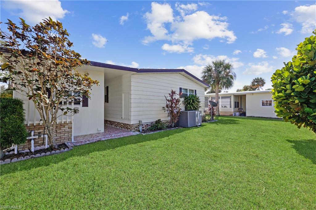707 Palm Frond Ct Property Photo 6