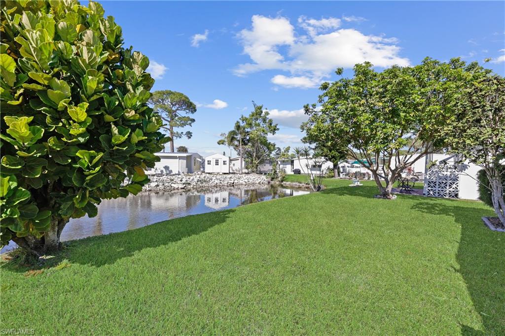 707 Palm Frond Ct Property Photo 7