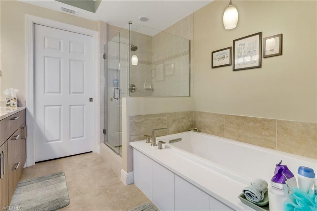 2743 1st St # 401 Property Photo 19