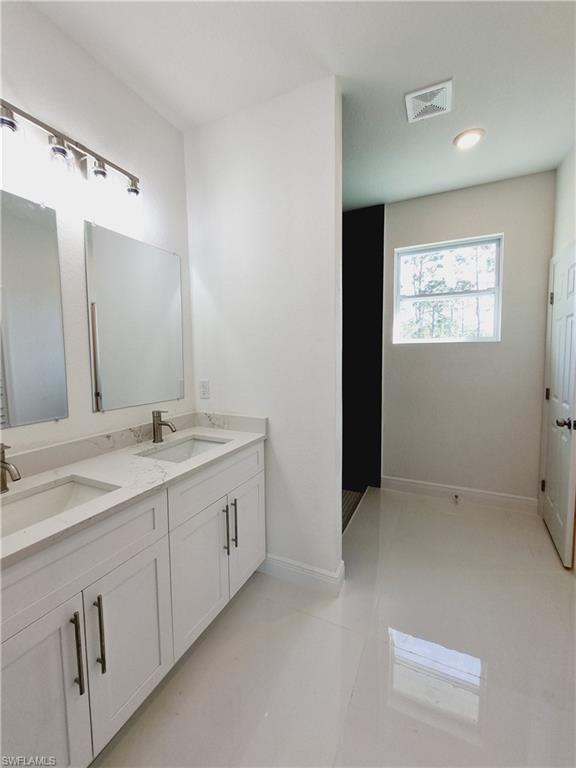 836 Giorgio Ave S Property Photo 12