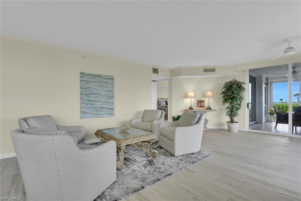 20 Seagate Dr # 103 Property Photo 8