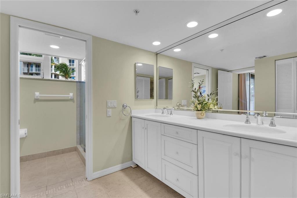 20 Seagate Dr # 103 Property Photo 28