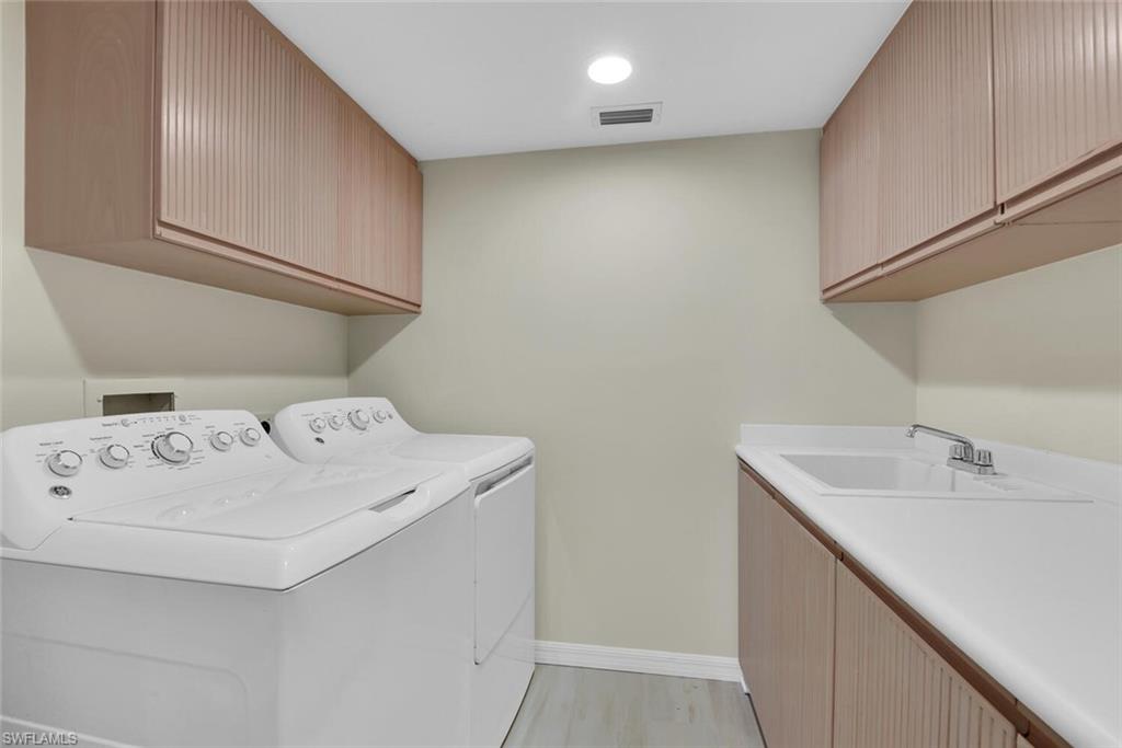 20 Seagate Dr # 103 Property Photo 30