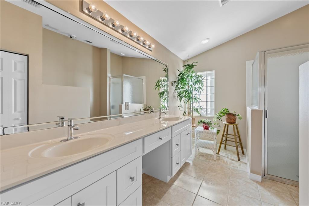 8901 Cascades Isle Blvd Property Photo 14