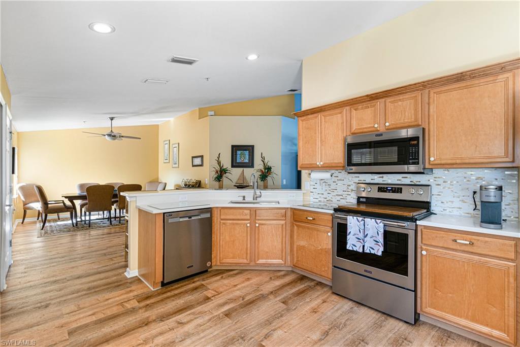 10351 Whispering Palms Dr # 105 Property Photo 16