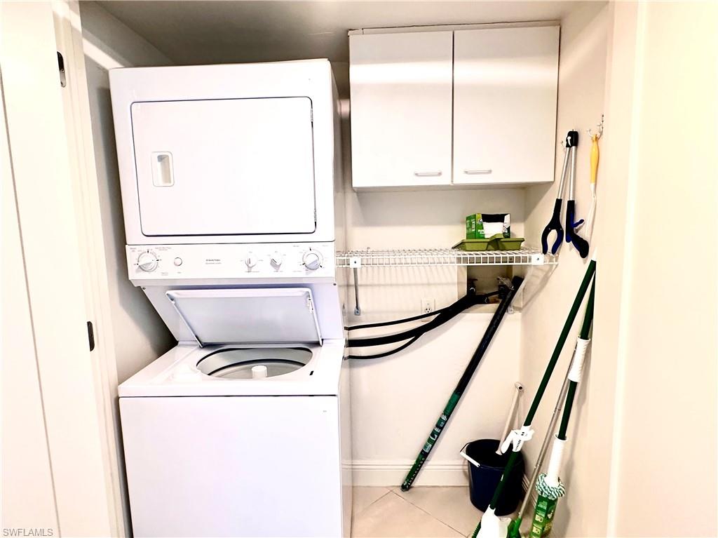 4751 Gulf Shore Blvd N # 1202 Property Photo 27