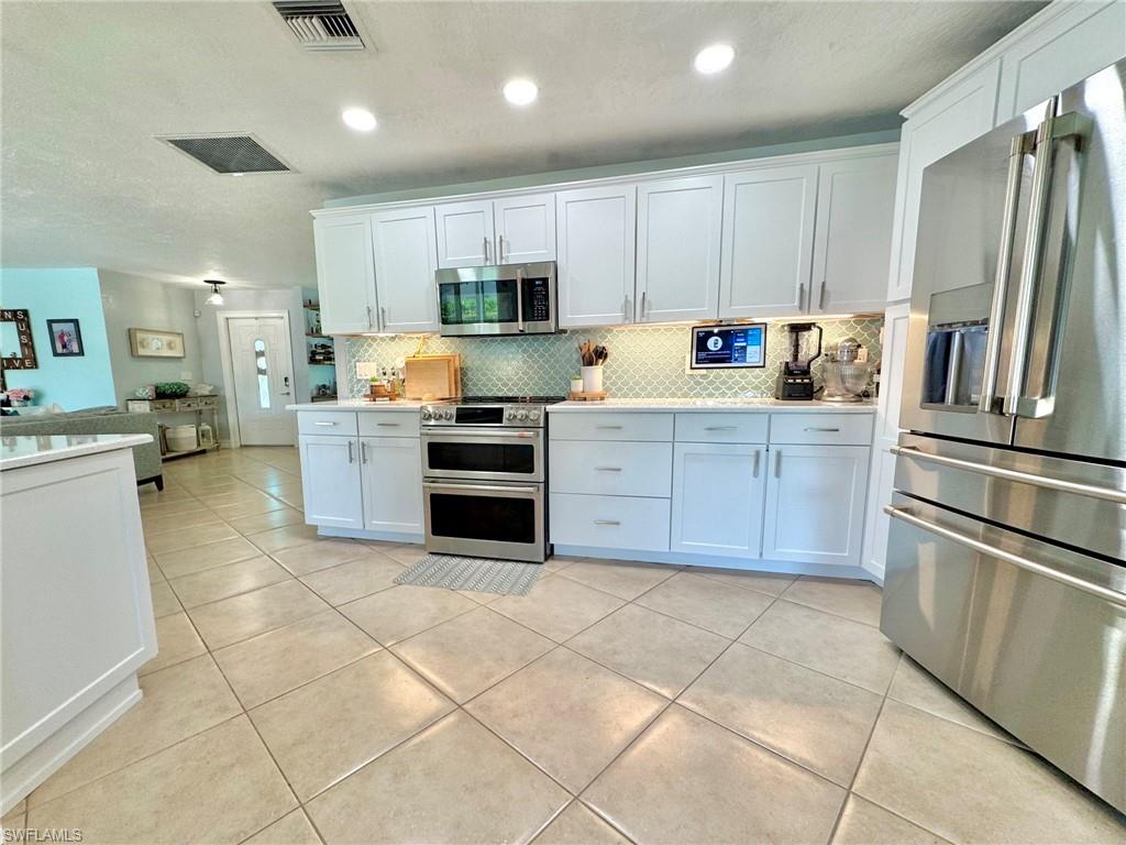 233 Pinehurst Cir Property Photo 5
