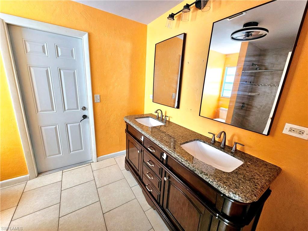2935 Sw 1st Pl Property Photo 4