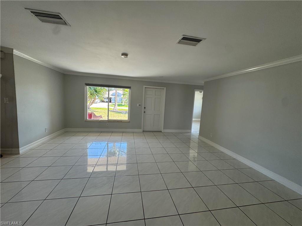 115 Willoughby Dr Property Photo 4