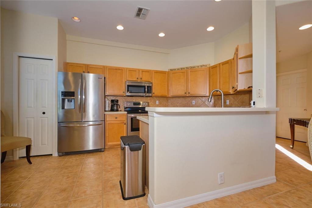 16491 Millstone Cir # 207 Property Photo 16