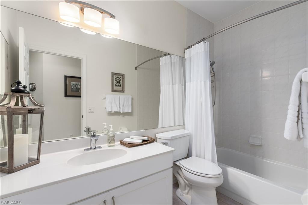 4400 Riverwatch Dr # 203 Property Photo 15
