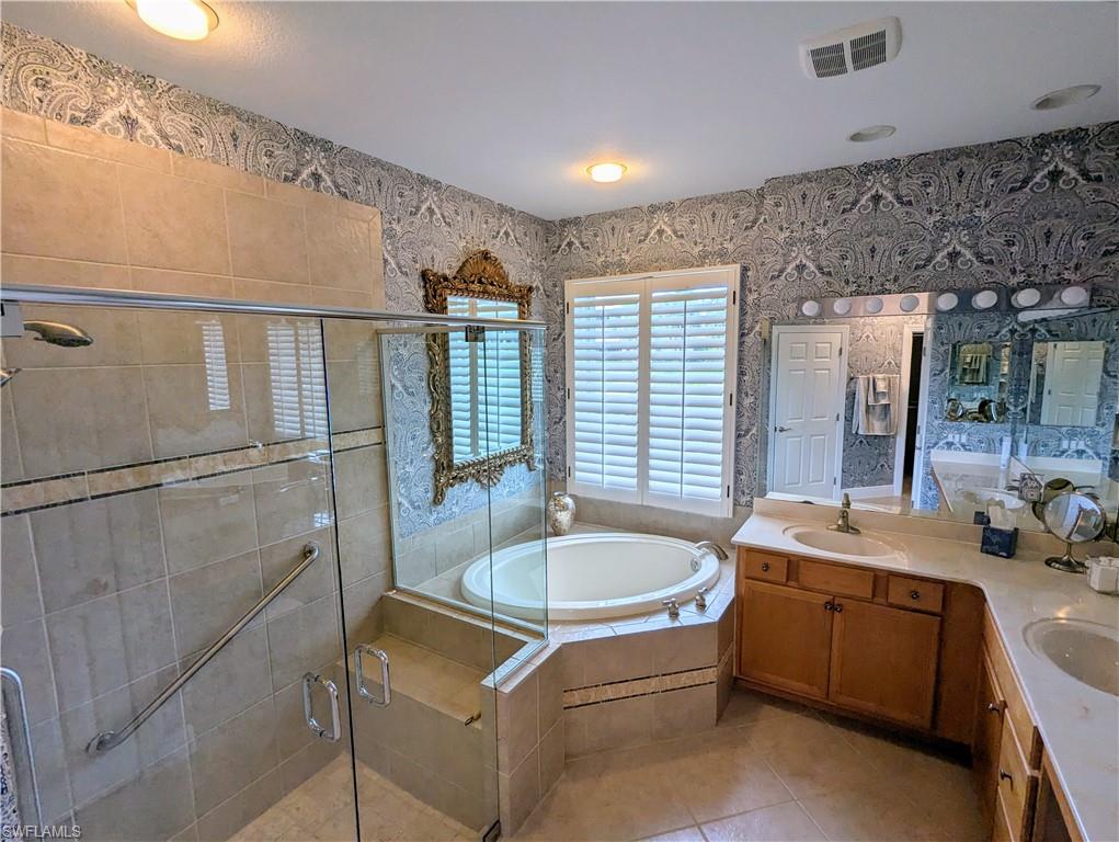 12839 Carrington Cir # 102 Property Photo 10
