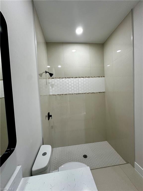 732 Troy Ave Property Photo 33