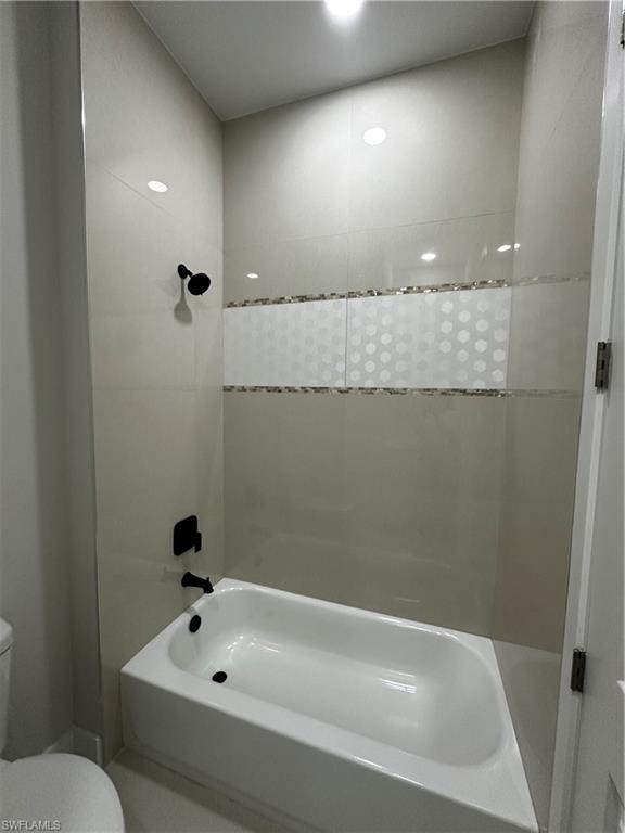 732 Troy Ave Property Photo 39