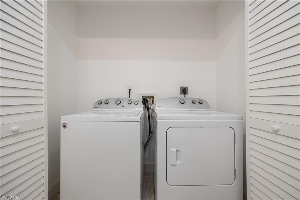 11674 Pointe Circle Dr Property Photo 8
