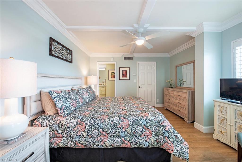 3443 Gulf Shore Blvd N # 409 Property Photo 9