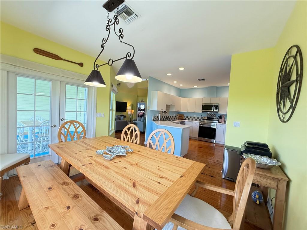 1296 Grand Canal Dr Property Photo 8