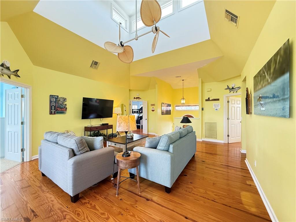 1296 Grand Canal Dr Property Photo 11