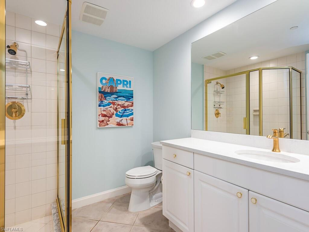 7117 Pelican Bay Blvd # 1106 Property Photo 11