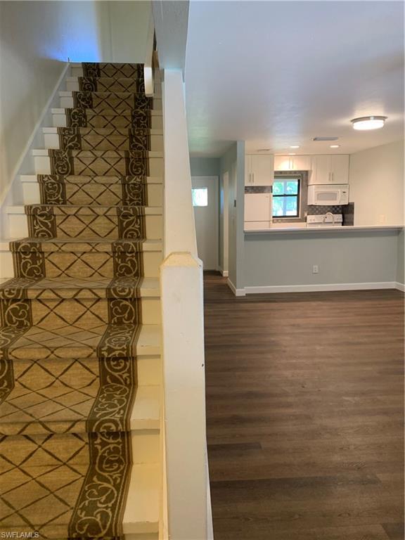 13508 Siesta Pines Ct # 8 Property Photo 11