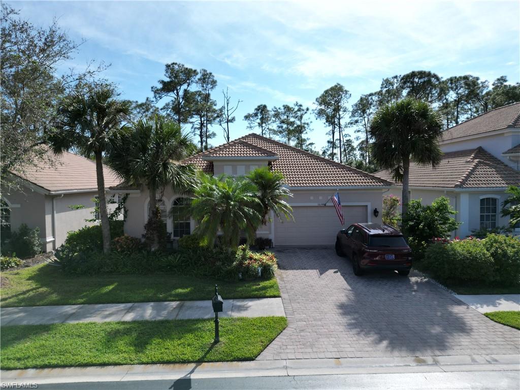 16144 Parque Ln Property Photo 2