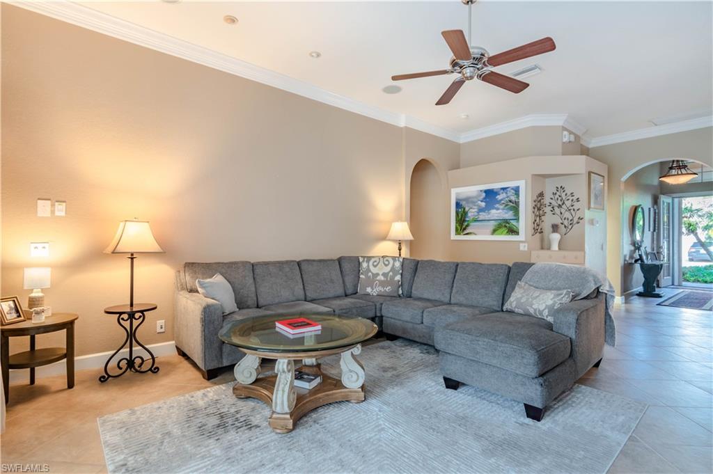 16144 Parque Ln Property Photo 8