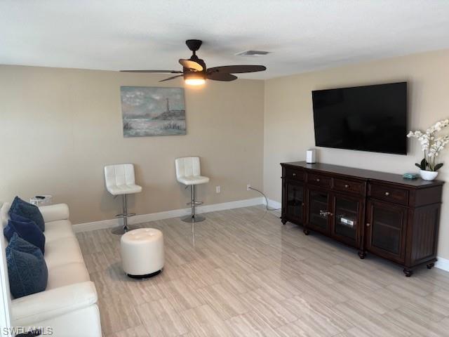 3320 Country Club Blvd Property Photo 5