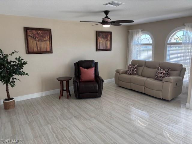 3320 Country Club Blvd Property Photo 28