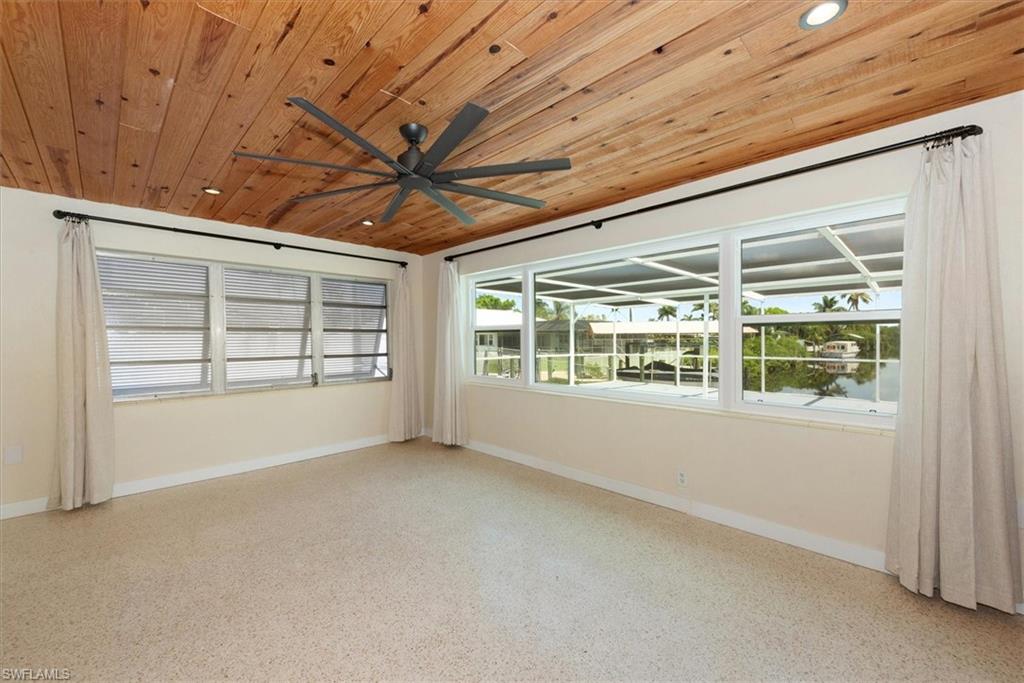 349 Coral Dr Property Photo 14