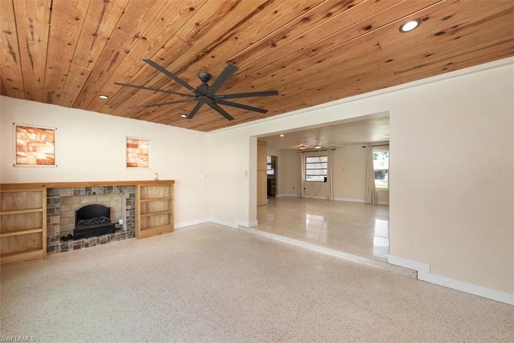 349 Coral Dr Property Photo 15