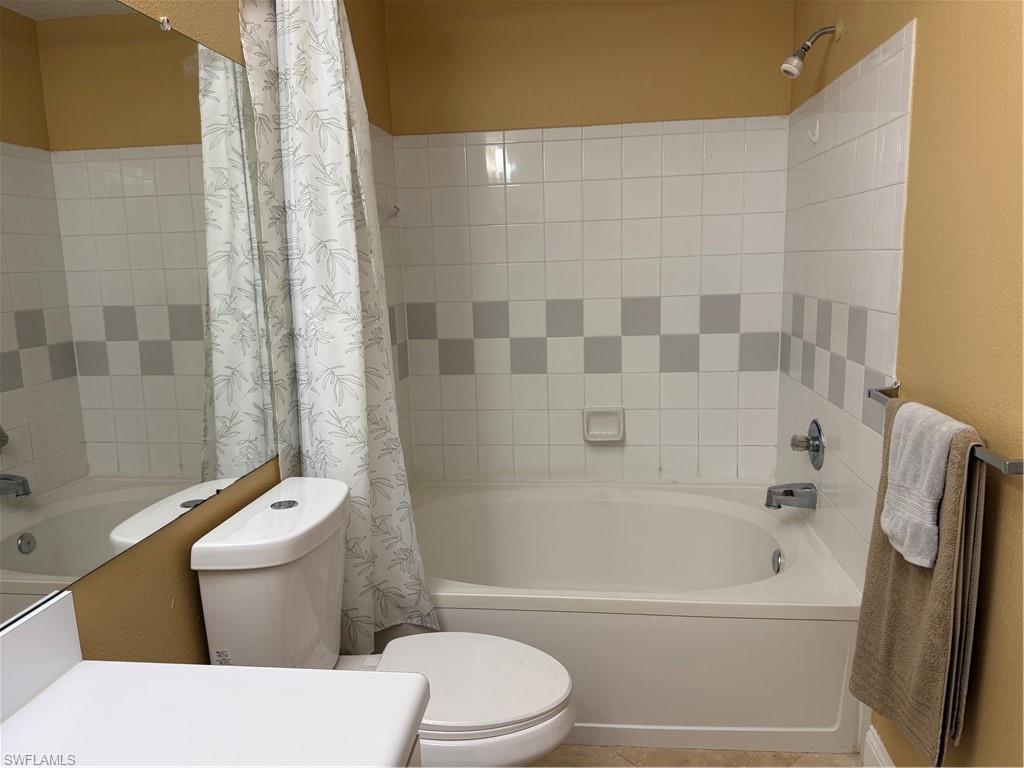 11510 Villa Grand # 407 Property Photo 2