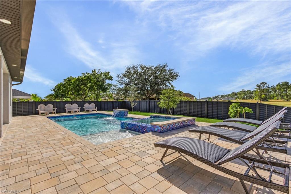 3324 Santa Barbara Blvd N Property Photo 27