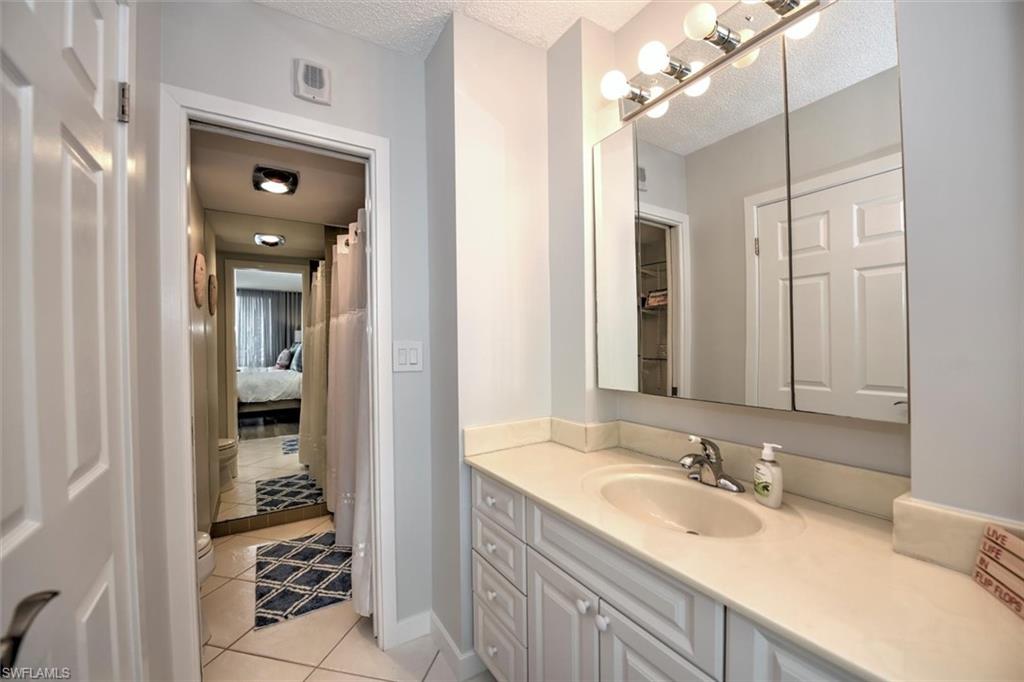 180 Seaview Ct # 201 Property Photo 19