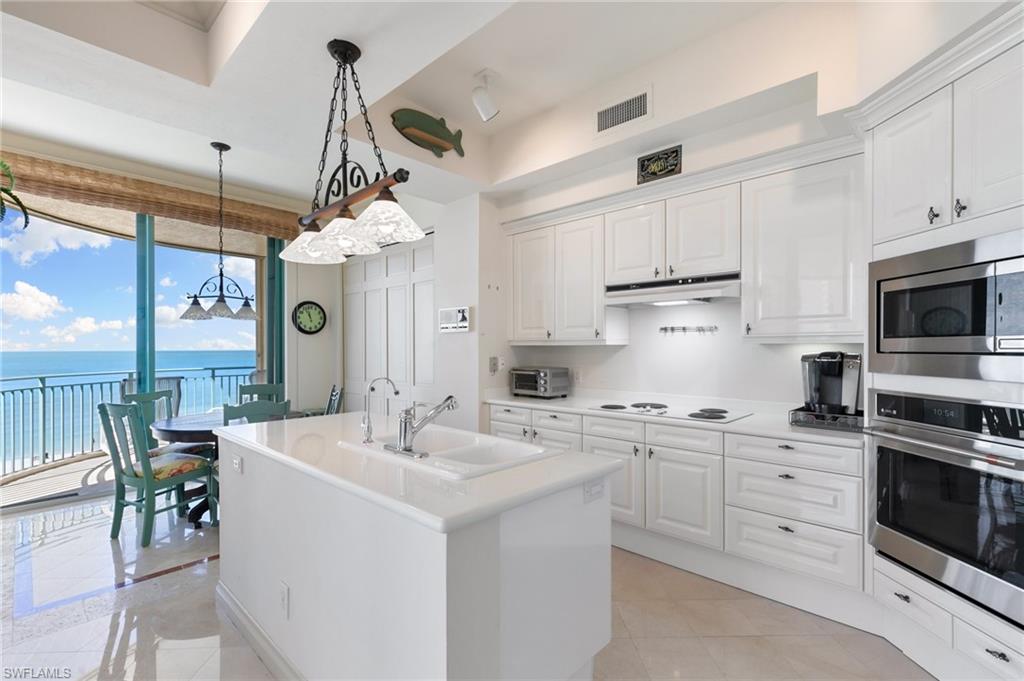 930 Cape Marco Dr # 504 Property Photo 7