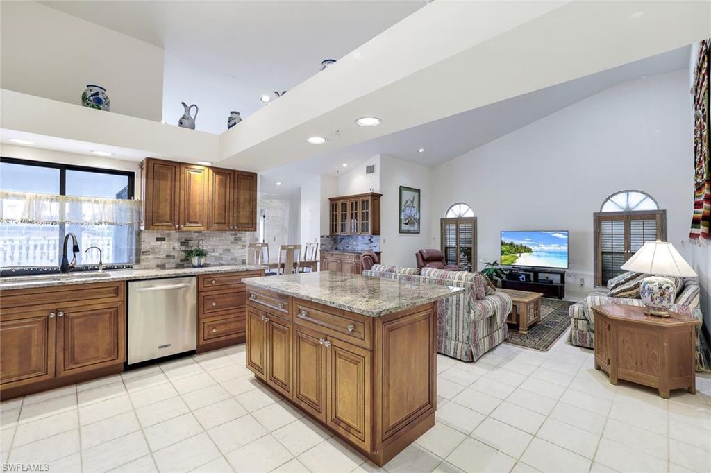 475 Seabee Ave Property Photo 11