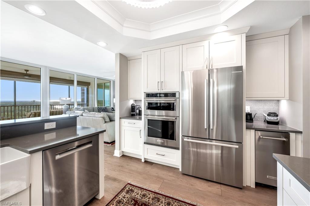 455 Cove Tower Dr 903 Property Photo 12