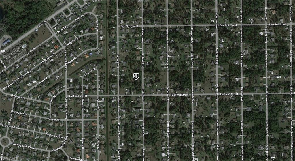 205 Robert Ave Property Photo 2