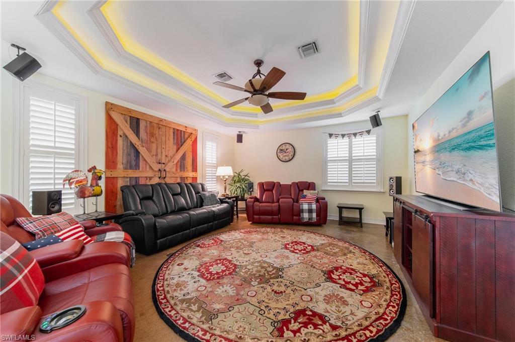 6681 Dabney St Property Photo 6