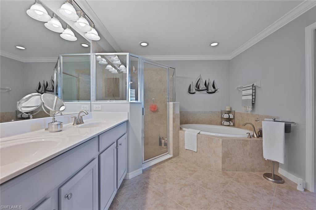 10610 Smokehouse Bay Dr # 102 Property Photo 11