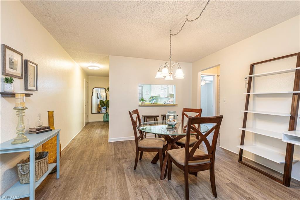 7043 New Post Dr 7 Property Photo 8