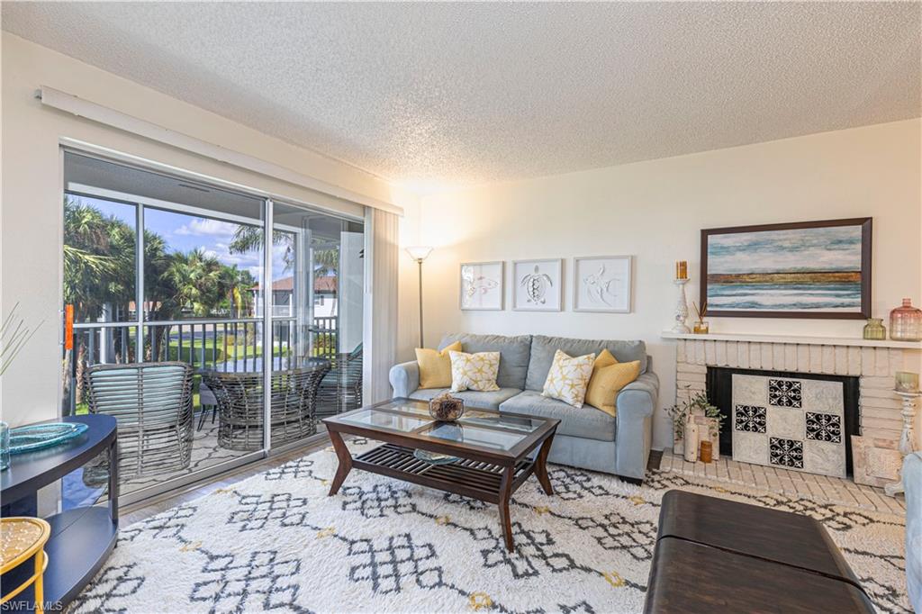 7043 New Post Dr 7 Property Photo 12