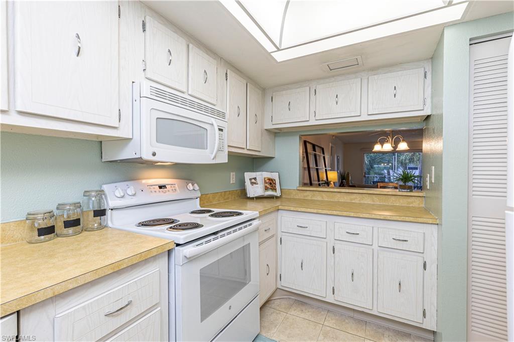 7043 New Post Dr 7 Property Photo 16