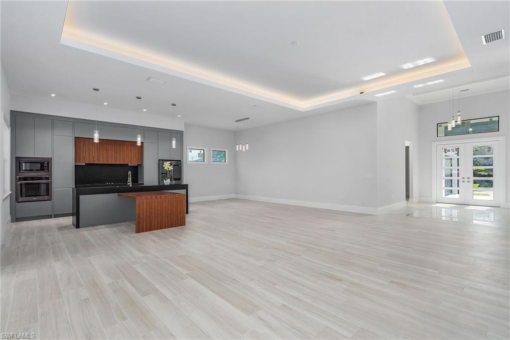 6805 Il Regalo Cir Property Photo 11