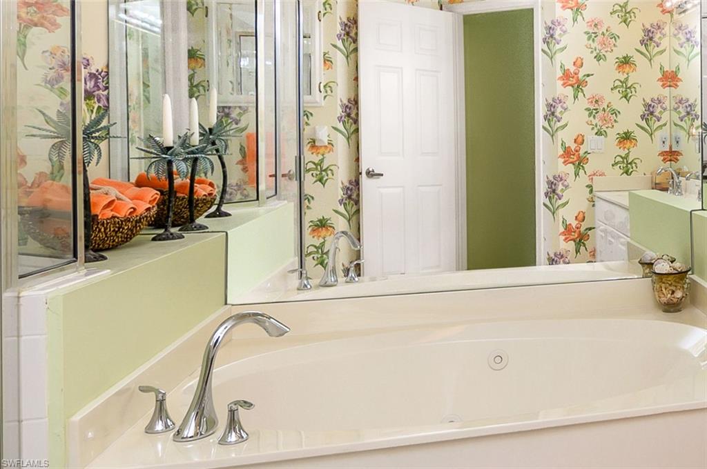 1000 L Ambiance Cir # 201 Property Photo 11