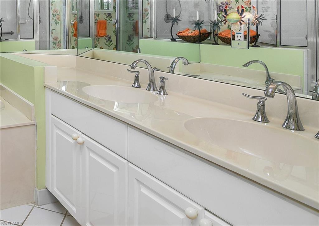 1000 L Ambiance Cir # 201 Property Photo 12