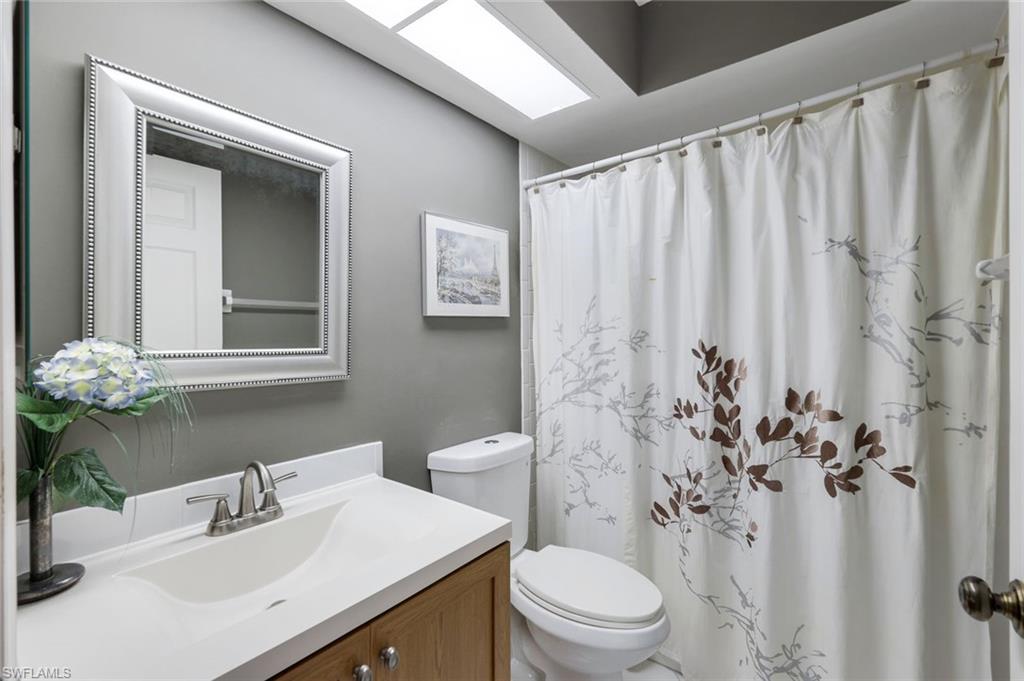 4131 Sawgrass Point Dr # 204 Property Photo 11