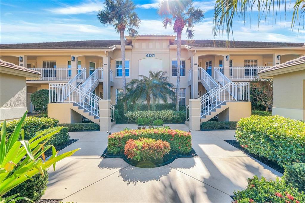4131 Sawgrass Point Dr # 204 Property Photo 15